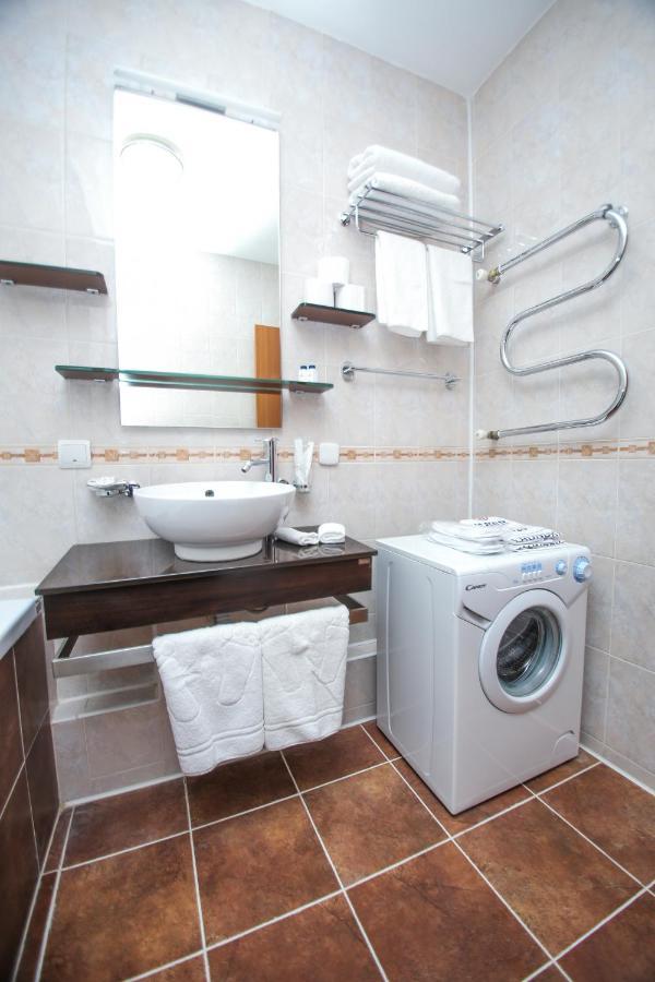 Ardager Apartment *